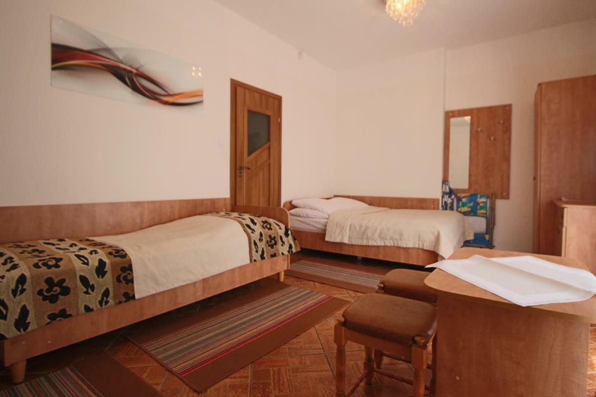 Dom Goscinny Ewa - 200 M Od Morza Dziwnow Exterior photo